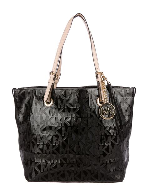 chusta michael kors|Michael Kors leather tote.